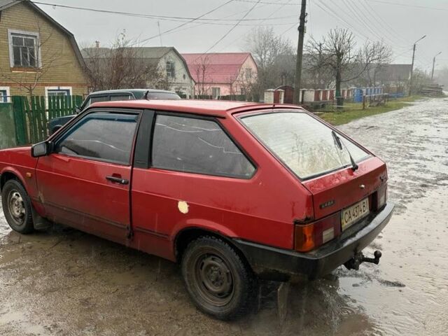 Красный ВАЗ 2108, объемом двигателя 0 л и пробегом 50 тыс. км за 437 $, фото 2 на Automoto.ua