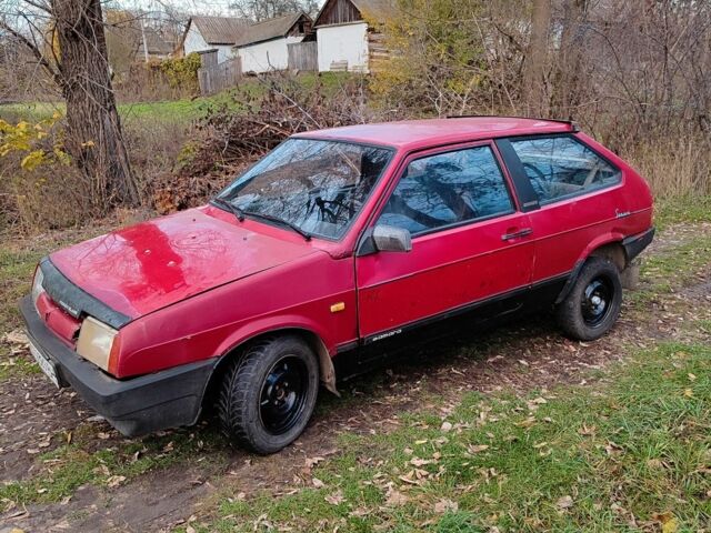 Красный ВАЗ 2108, объемом двигателя 0 л и пробегом 100 тыс. км за 572 $, фото 4 на Automoto.ua