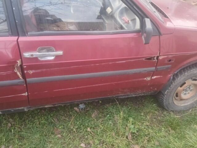 Красный ВАЗ 2108, объемом двигателя 0 л и пробегом 393 тыс. км за 400 $, фото 5 на Automoto.ua