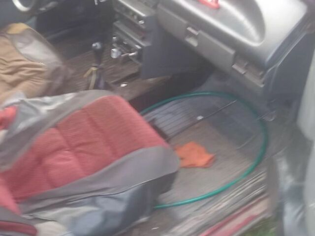 Красный ВАЗ 2108, объемом двигателя 0 л и пробегом 393 тыс. км за 400 $, фото 6 на Automoto.ua