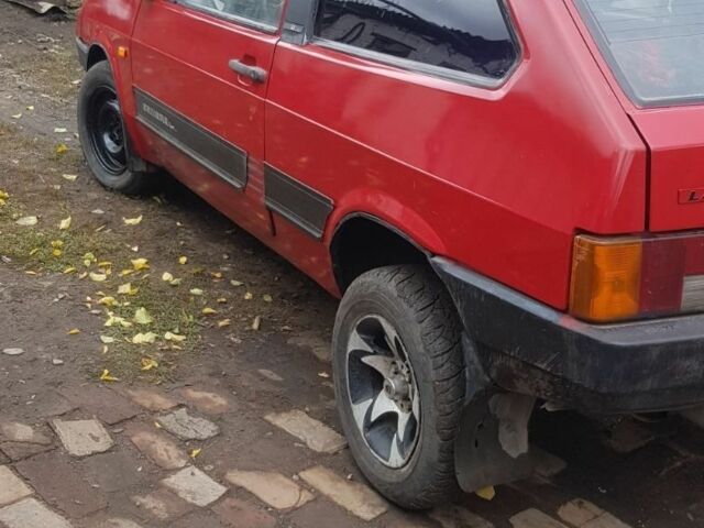 Красный ВАЗ 2108, объемом двигателя 0 л и пробегом 333 тыс. км за 624 $, фото 4 на Automoto.ua