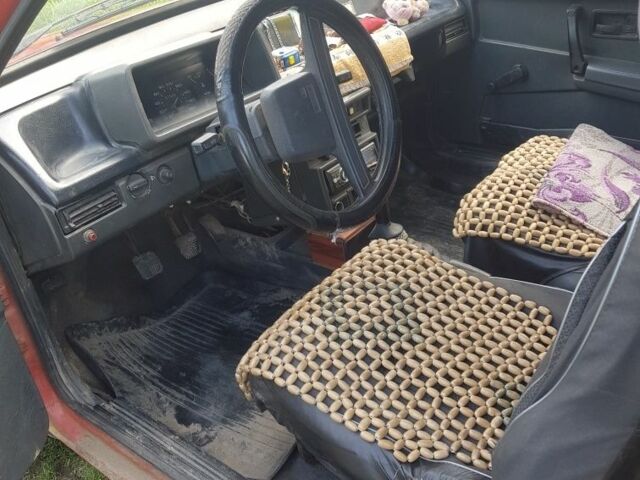 Красный ВАЗ 2108, объемом двигателя 0 л и пробегом 50 тыс. км за 850 $, фото 1 на Automoto.ua