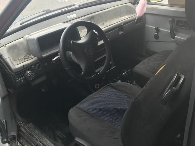 Красный ВАЗ 2108, объемом двигателя 1.5 л и пробегом 2 тыс. км за 433 $, фото 5 на Automoto.ua
