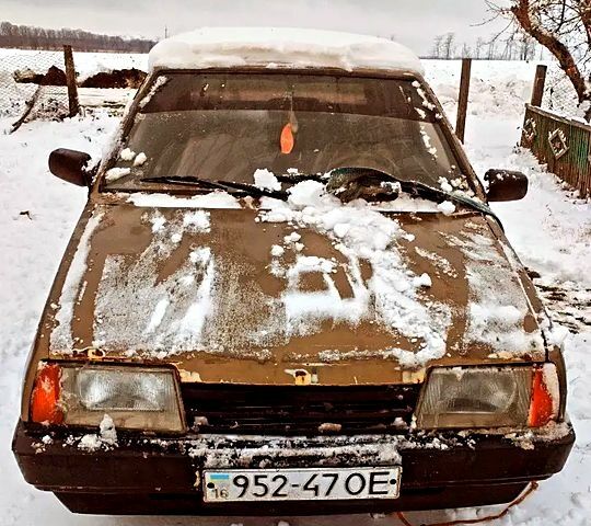 ВАЗ 2108, объемом двигателя 1.3 л и пробегом 200 тыс. км за 450 $, фото 1 на Automoto.ua