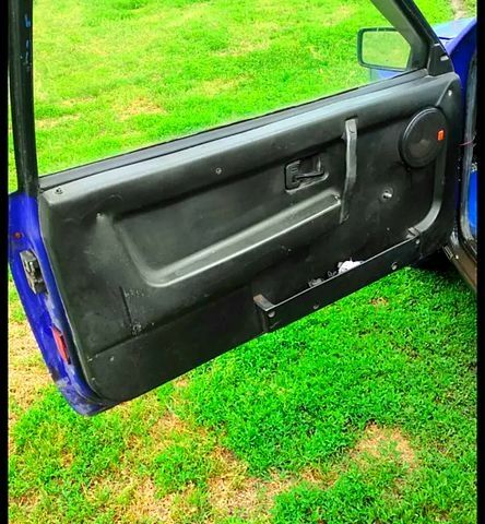 ВАЗ 2108 1986 у Семенівка на Automoto.ua ВАЗ 2108, об'ємом двигуна 1.3 л та пробігом 0 тис. км за 800 $, фото 6 на Automoto.ua