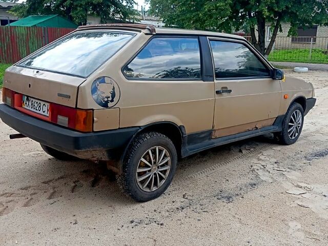 ВАЗ 2108, объемом двигателя 1.5 л и пробегом 200 тыс. км за 650 $, фото 4 на Automoto.ua