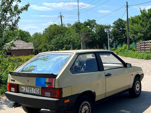 ВАЗ 2108, объемом двигателя 1.5 л и пробегом 0 тыс. км за 1000 $, фото 3 на Automoto.ua