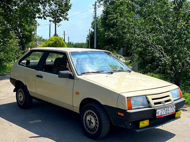 ВАЗ 2108, объемом двигателя 1.5 л и пробегом 0 тыс. км за 1000 $, фото 5 на Automoto.ua