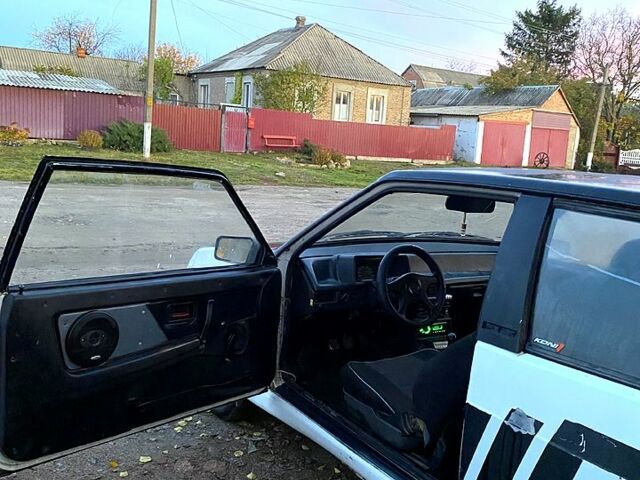 ВАЗ 2108, объемом двигателя 1.6 л и пробегом 0 тыс. км за 830 $, фото 2 на Automoto.ua
