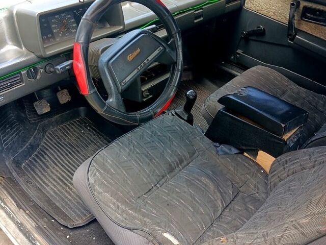 ВАЗ 2108, объемом двигателя 1.3 л и пробегом 250 тыс. км за 740 $, фото 2 на Automoto.ua