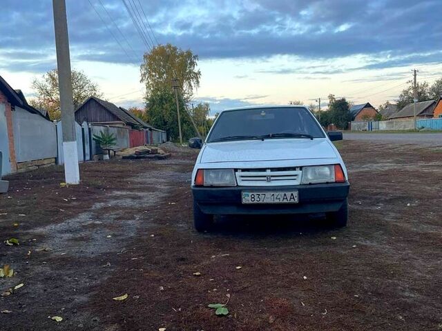 ВАЗ 2108, объемом двигателя 1.3 л и пробегом 300 тыс. км за 750 $, фото 11 на Automoto.ua