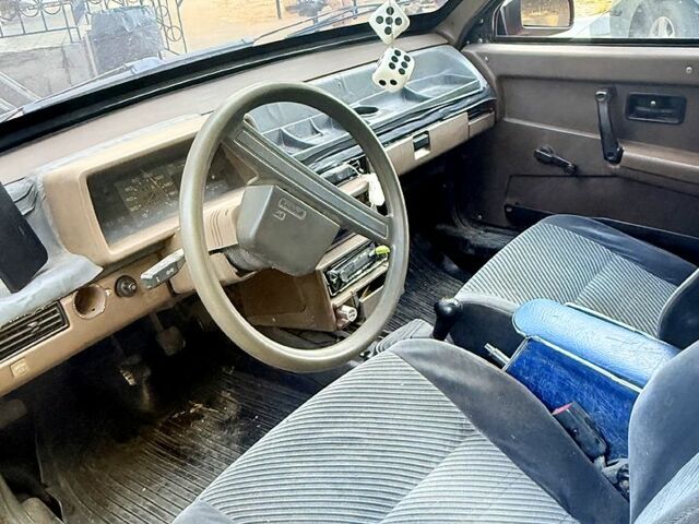 ВАЗ 2108 1989 в Измаиле на Automoto.ua ВАЗ 2108, объемом двигателя 1.3 л и пробегом 200 тыс. км за 900 $, фото 1 на Automoto.ua