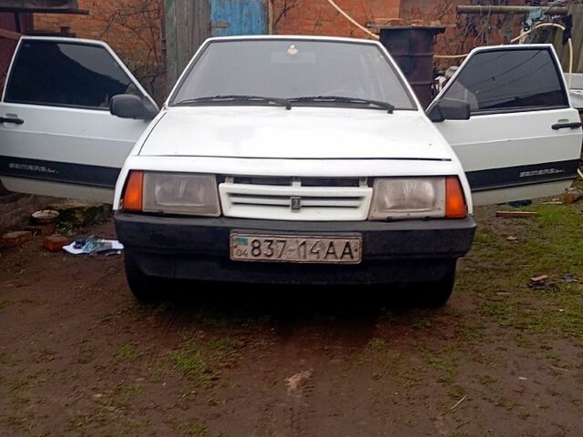 ВАЗ 2108, объемом двигателя 1.3 л и пробегом 300 тыс. км за 750 $, фото 3 на Automoto.ua