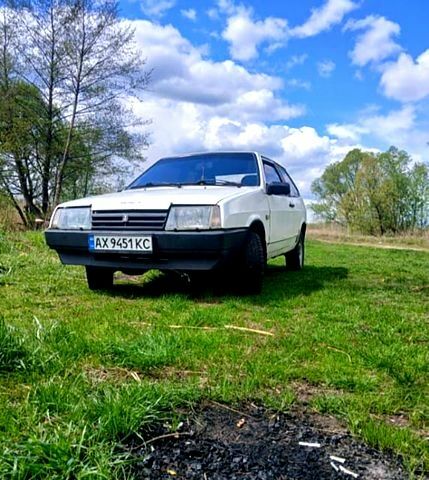 ВАЗ 2108, объемом двигателя 1.6 л и пробегом 0 тыс. км за 1000 $, фото 1 на Automoto.ua