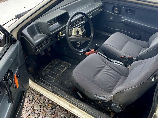 ВАЗ 2108, объемом двигателя 1.3 л и пробегом 156 тыс. км за 600 $, фото 5 на Automoto.ua