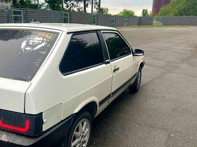 ВАЗ 2108, объемом двигателя 1.5 л и пробегом 253 тыс. км за 1000 $, фото 1 на Automoto.ua