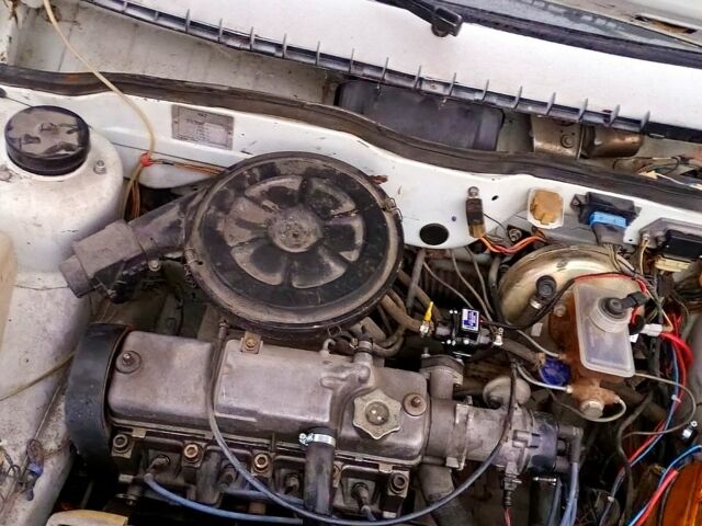 ВАЗ 2108, объемом двигателя 1.5 л и пробегом 0 тыс. км за 1050 $, фото 4 на Automoto.ua