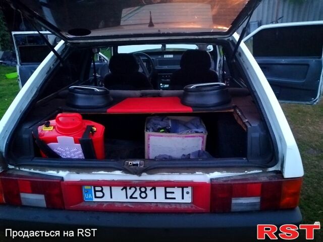 ВАЗ 2108, объемом двигателя 1.5 л и пробегом 0 тыс. км за 1000 $, фото 4 на Automoto.ua