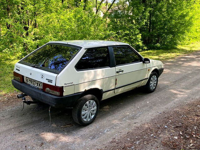 ВАЗ 2108, объемом двигателя 1.3 л и пробегом 200 тыс. км за 950 $, фото 3 на Automoto.ua