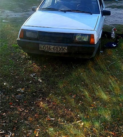 ВАЗ 2108, объемом двигателя 1.5 л и пробегом 100 тыс. км за 600 $, фото 2 на Automoto.ua