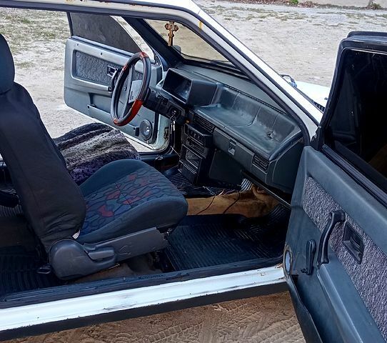 ВАЗ 2108, объемом двигателя 15 л и пробегом 178 тыс. км за 767 $, фото 9 на Automoto.ua