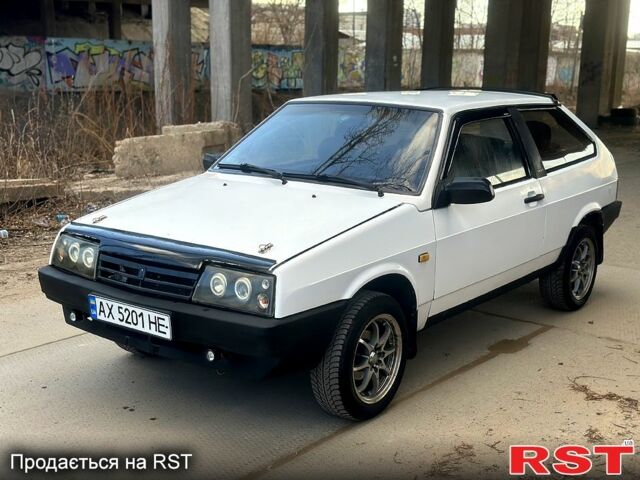 ВАЗ 2108, объемом двигателя 15 л и пробегом 300 тыс. км за 999 $, фото 1 на Automoto.ua