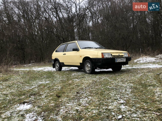 Желтый ВАЗ 2108, объемом двигателя 1.29 л и пробегом 856 тыс. км за 1200 $, фото 6 на Automoto.ua