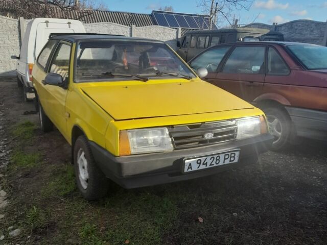 Жовтий ВАЗ 2108, об'ємом двигуна 0 л та пробігом 250 тис. км за 355 $, фото 1 на Automoto.ua