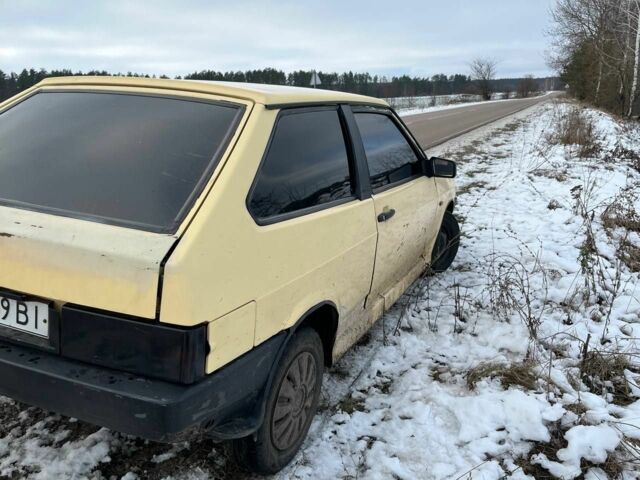 Жовтий ВАЗ 2108, об'ємом двигуна 0 л та пробігом 800 тис. км за 30000 $, фото 5 на Automoto.ua