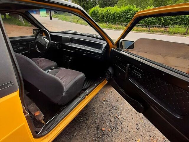 Жовтий ВАЗ 2108, об'ємом двигуна 1.5 л та пробігом 0 тис. км за 700 $, фото 6 на Automoto.ua