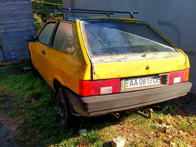 Желтый ВАЗ 2108, объемом двигателя 1.3 л и пробегом 0 тыс. км за 300 $, фото 2 на Automoto.ua