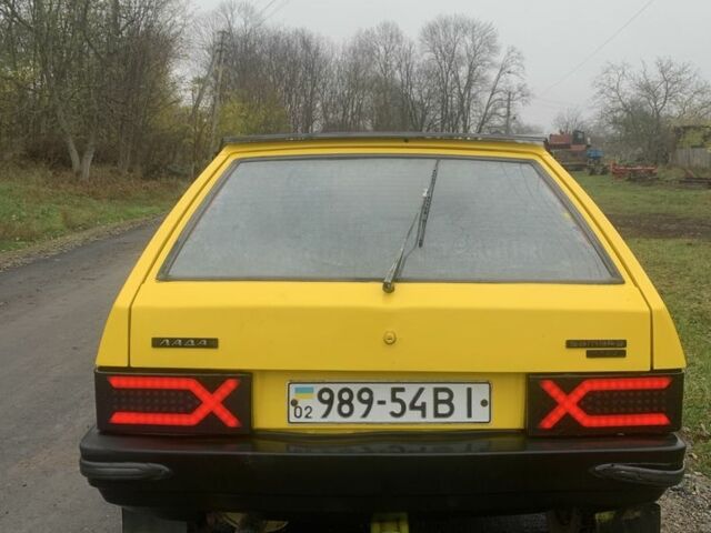 Желтый ВАЗ 2108, объемом двигателя 1.5 л и пробегом 100 тыс. км за 850 $, фото 6 на Automoto.ua