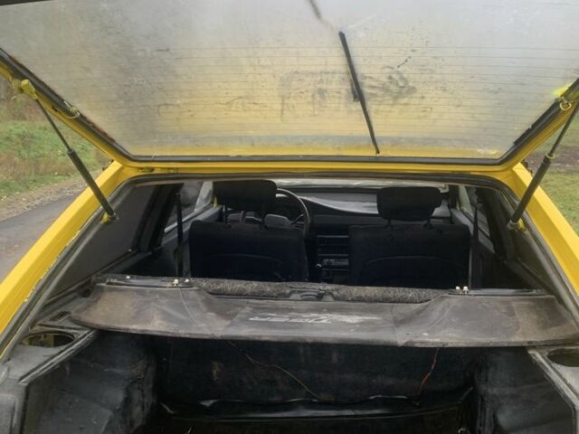 Желтый ВАЗ 2108, объемом двигателя 1.5 л и пробегом 100 тыс. км за 850 $, фото 5 на Automoto.ua