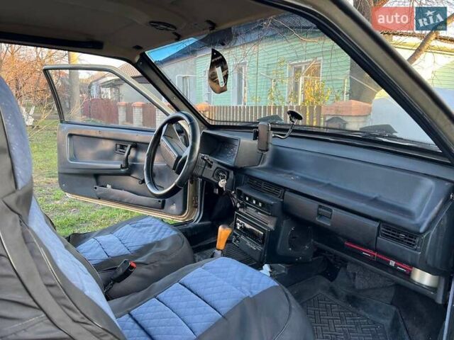 Желтый ВАЗ 2108, объемом двигателя 1.3 л и пробегом 96 тыс. км за 1100 $, фото 6 на Automoto.ua