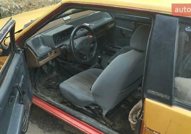 ВАЗ 2108 1993 в Жмеренке на Automoto.ua Желтый ВАЗ 2108, объемом двигателя 1.5 л и пробегом 812 тыс. км за 413 $, фото 7 на Automoto.ua