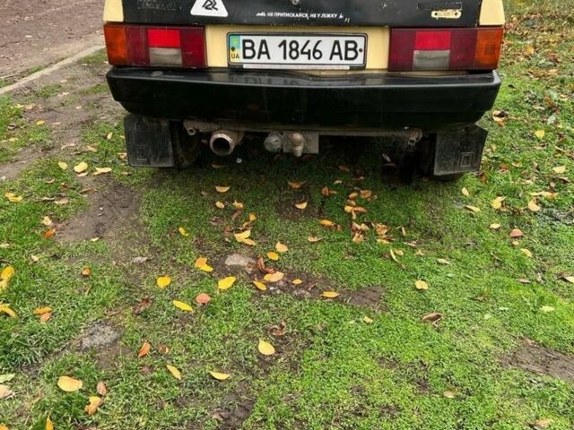 Желтый ВАЗ 2108, объемом двигателя 1.3 л и пробегом 67 тыс. км за 800 $, фото 5 на Automoto.ua