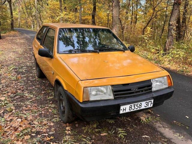 Жовтий ВАЗ 2108, об'ємом двигуна 1 л та пробігом 11 тис. км за 620 $, фото 6 на Automoto.ua