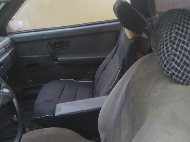 Желтый ВАЗ 2108, объемом двигателя 1.5 л и пробегом 450 тыс. км за 379 $, фото 1 на Automoto.ua