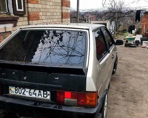 Серый ВАЗ 2108, объемом двигателя 1.6 л и пробегом 90 тыс. км за 700 $, фото 5 на Automoto.ua