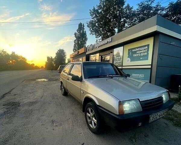 Серый ВАЗ 2108, объемом двигателя 1.6 л и пробегом 90 тыс. км за 700 $, фото 6 на Automoto.ua