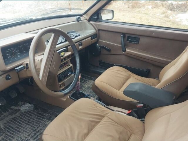 Серый ВАЗ 2108, объемом двигателя 1.3 л и пробегом 1 тыс. км за 1400 $, фото 4 на Automoto.ua