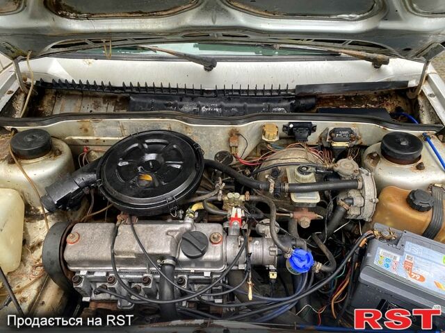 Серый ВАЗ 2108, объемом двигателя 1.5 л и пробегом 0 тыс. км за 750 $, фото 7 на Automoto.ua