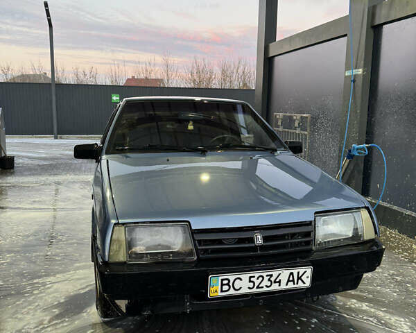 Серый ВАЗ 2108, объемом двигателя 1.3 л и пробегом 100 тыс. км за 800 $, фото 6 на Automoto.ua