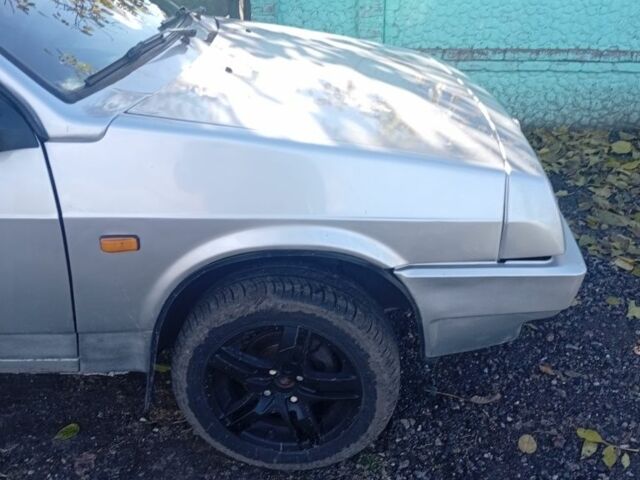 Серый ВАЗ 2108, объемом двигателя 1.5 л и пробегом 15 тыс. км за 1600 $, фото 3 на Automoto.ua