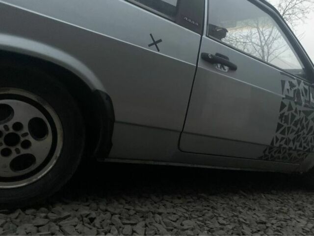 Серый ВАЗ 2108, объемом двигателя 1.3 л и пробегом 210 тыс. км за 1000 $, фото 8 на Automoto.ua