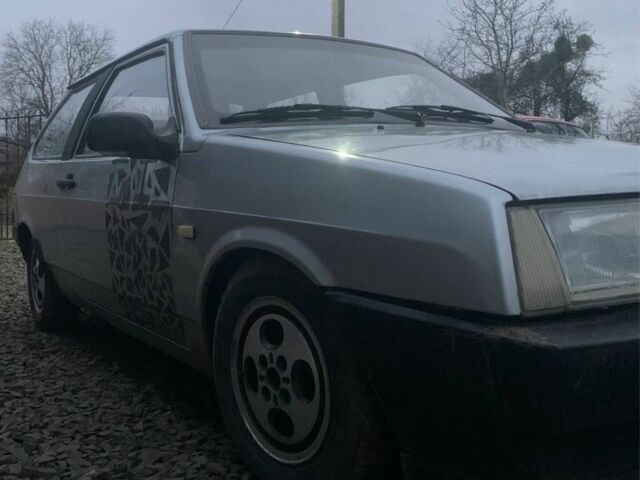 Серый ВАЗ 2108, объемом двигателя 1.3 л и пробегом 210 тыс. км за 1000 $, фото 2 на Automoto.ua