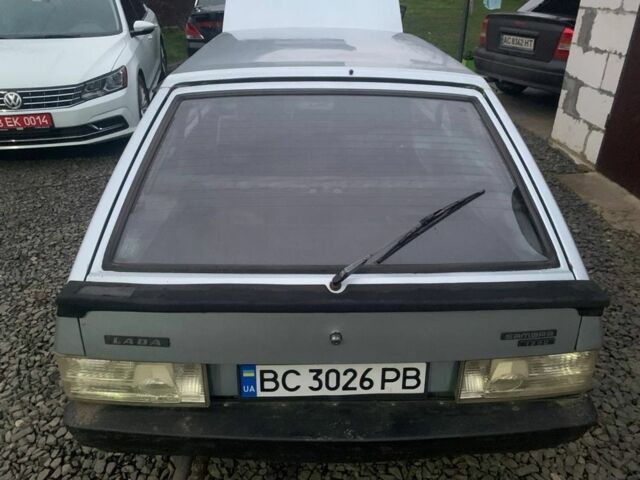 Серый ВАЗ 2108, объемом двигателя 1.3 л и пробегом 210 тыс. км за 1000 $, фото 3 на Automoto.ua