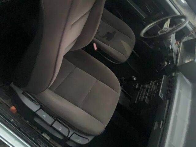 Серый ВАЗ 2108, объемом двигателя 1.3 л и пробегом 210 тыс. км за 1000 $, фото 10 на Automoto.ua