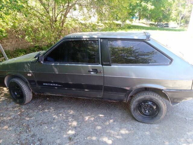 Серый ВАЗ 2108, объемом двигателя 1.3 л и пробегом 250 тыс. км за 500 $, фото 5 на Automoto.ua