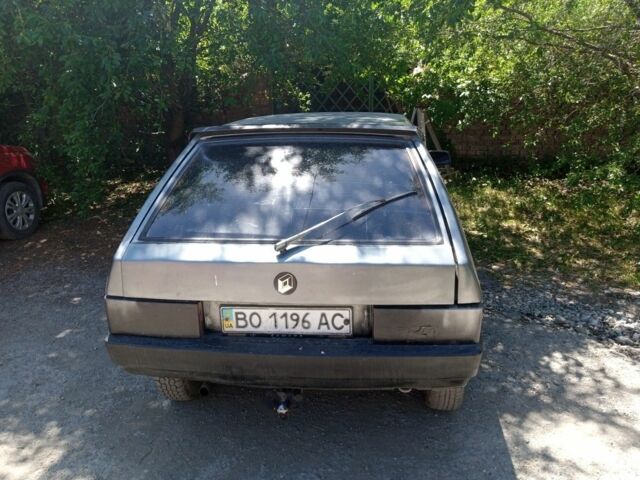 Серый ВАЗ 2108, объемом двигателя 1.3 л и пробегом 250 тыс. км за 500 $, фото 3 на Automoto.ua